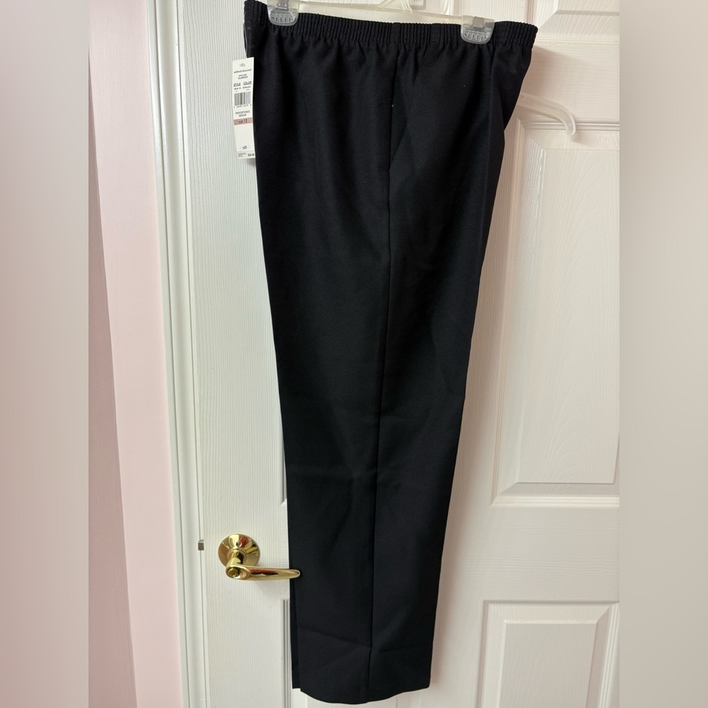 Alfred Dunner Black Straight Leg Pants